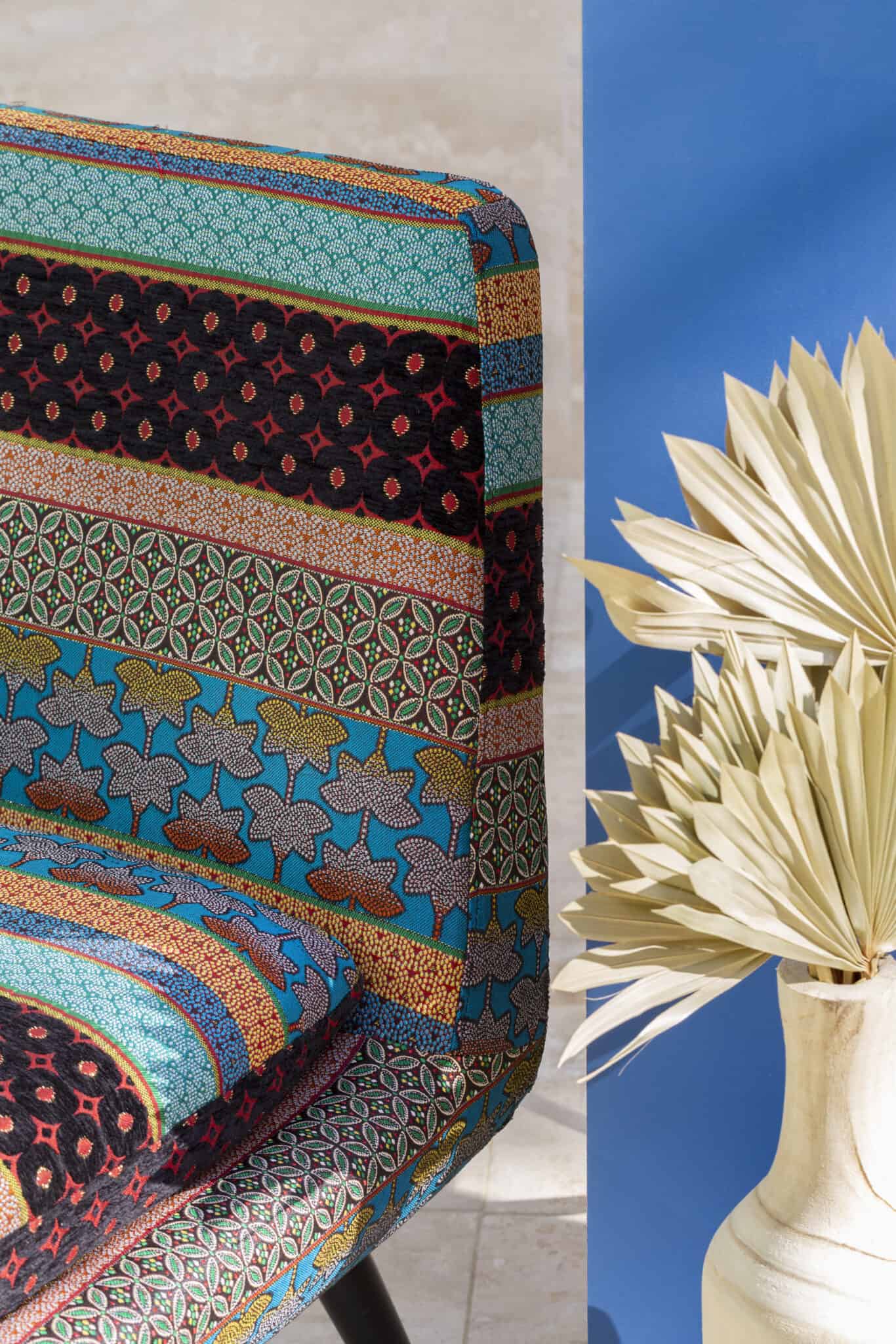 Trendkleuren van 2022: met deze stoffen haal je ze in huis!