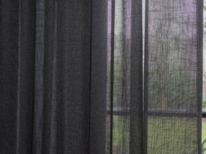 SALIE detail kamerhoge inbetween gordijnstof Artelux